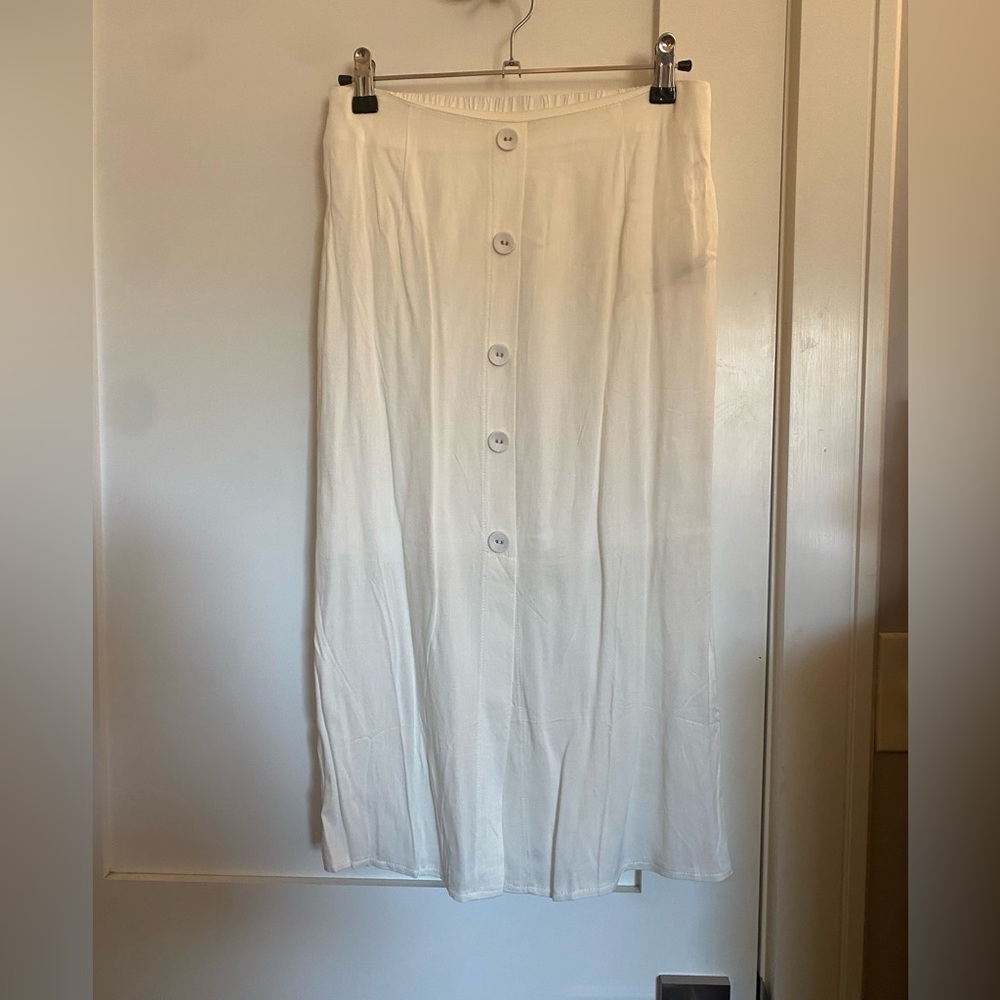 Brand New White button front midi dress size small